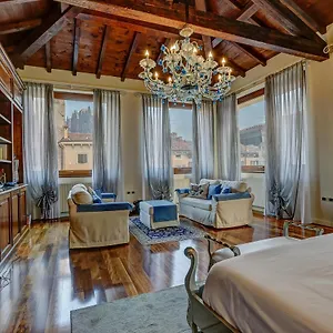 Relais Ponte Pietra Bed and breakfast