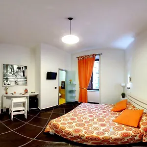 Casa Del Monacone 2*, Naples Italy