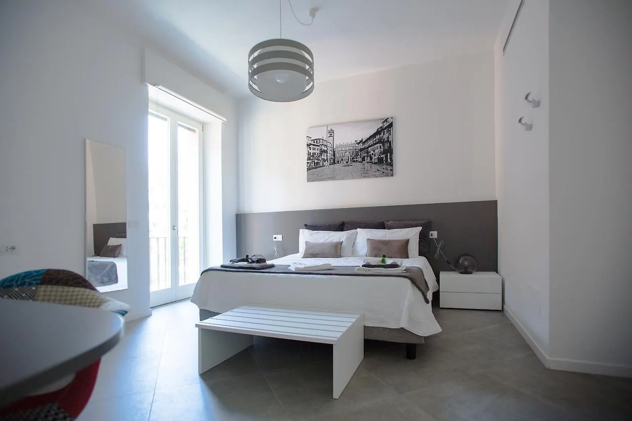 Suite Dreams In Βερόνα 2*,