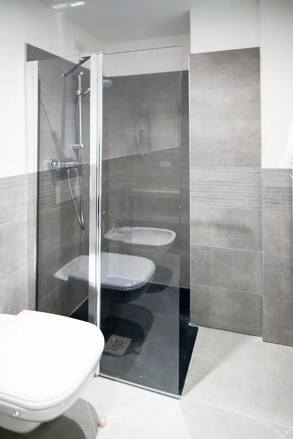 Suite Dreams In Βερόνα Πανσιόν