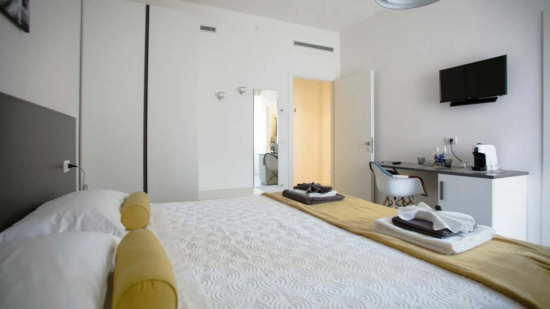 Suite Dreams In Βερόνα Πανσιόν